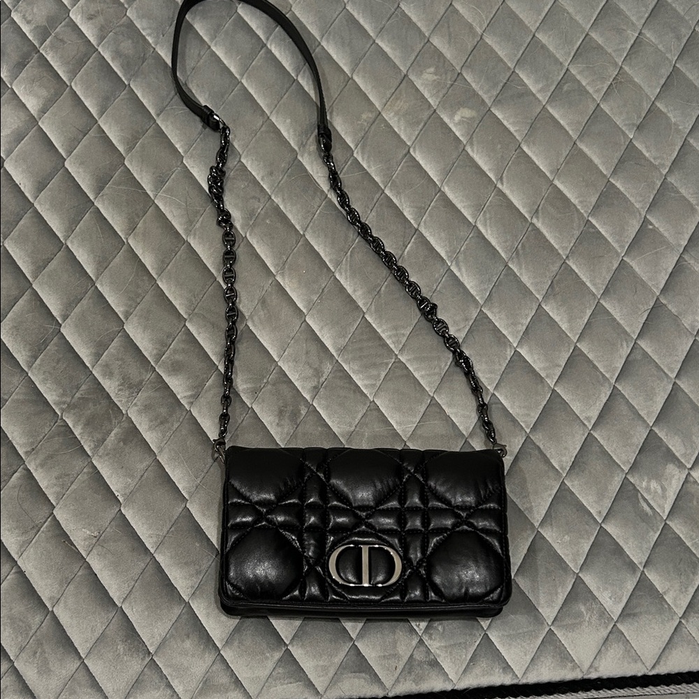 Black Quilted Chain Shoulder Bag